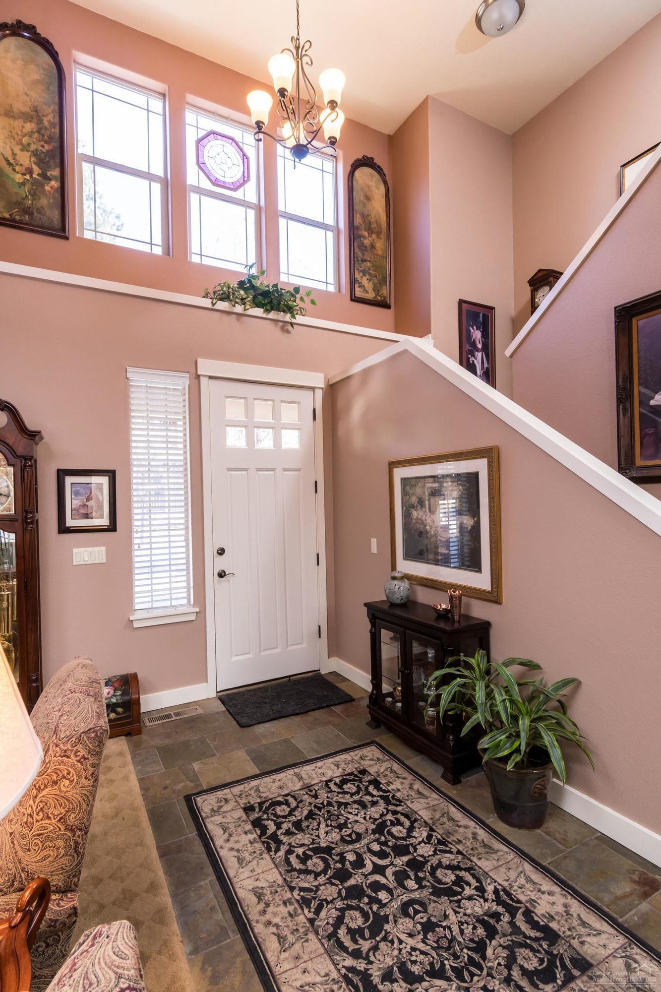 Skyliner Summit - Residential