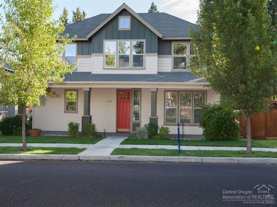 Beautiful spacious home in the fabulous NW Skyliner Summit neighborhood. Close to parks/dog parks, schools, hiking/mountain bike trails, shopping and restaurants. 2 Master suites, office/loft, bonus room/possible 5th bedroom, vaulted ceilings, granite counters and slate flooring. Alley access to oversized garage that boasts extensive shelving. Private backyard and large deck is a great place for summer entertaining!
