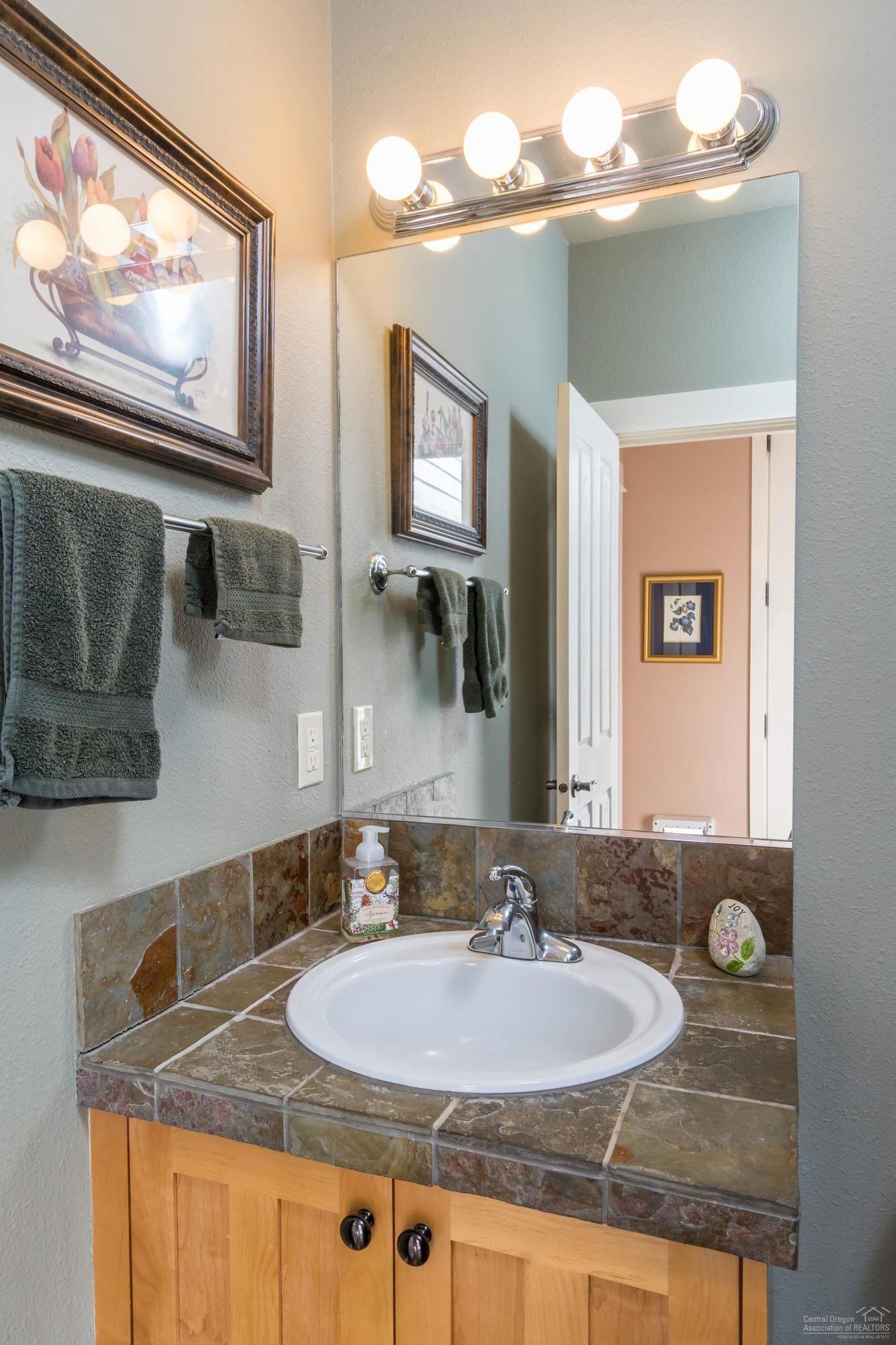 Skyliner Summit - Residential