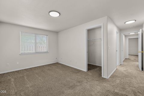 Tiny photo for 4255 SW Ben Hogan Drive, Redmond, OR 97756 (MLS # 220224830)
