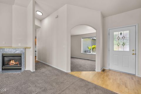 Tiny photo for 4255 SW Ben Hogan Drive, Redmond, OR 97756 (MLS # 220224830)