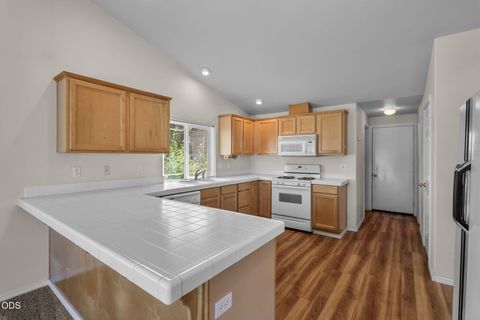 Tiny photo for 4255 SW Ben Hogan Drive, Redmond, OR 97756 (MLS # 220224830)