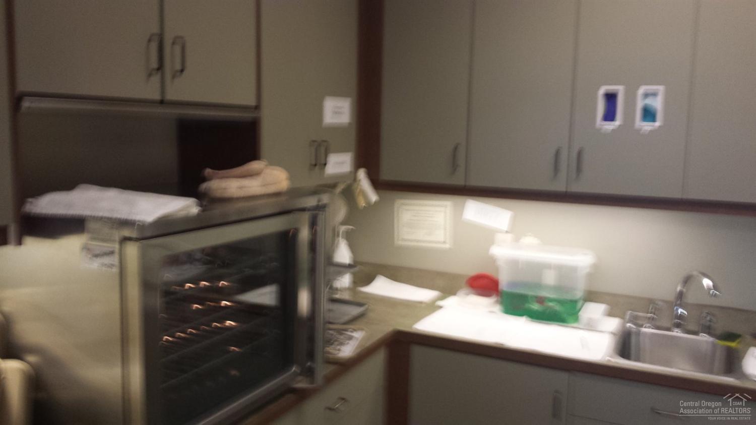 CLAB - Commercial Sale