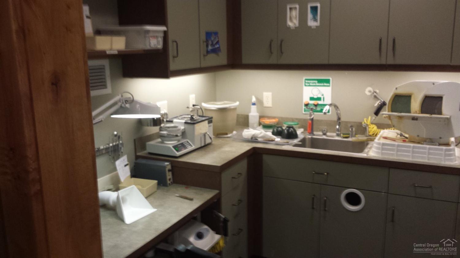 CLAB - Commercial Sale