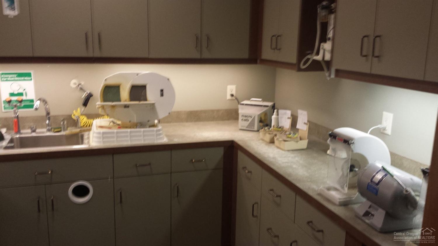 CLAB - Commercial Sale