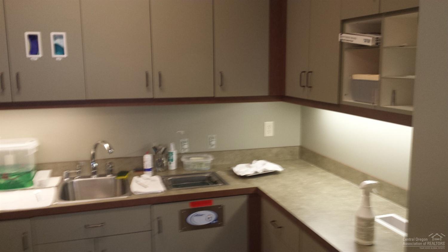 CLAB - Commercial Sale