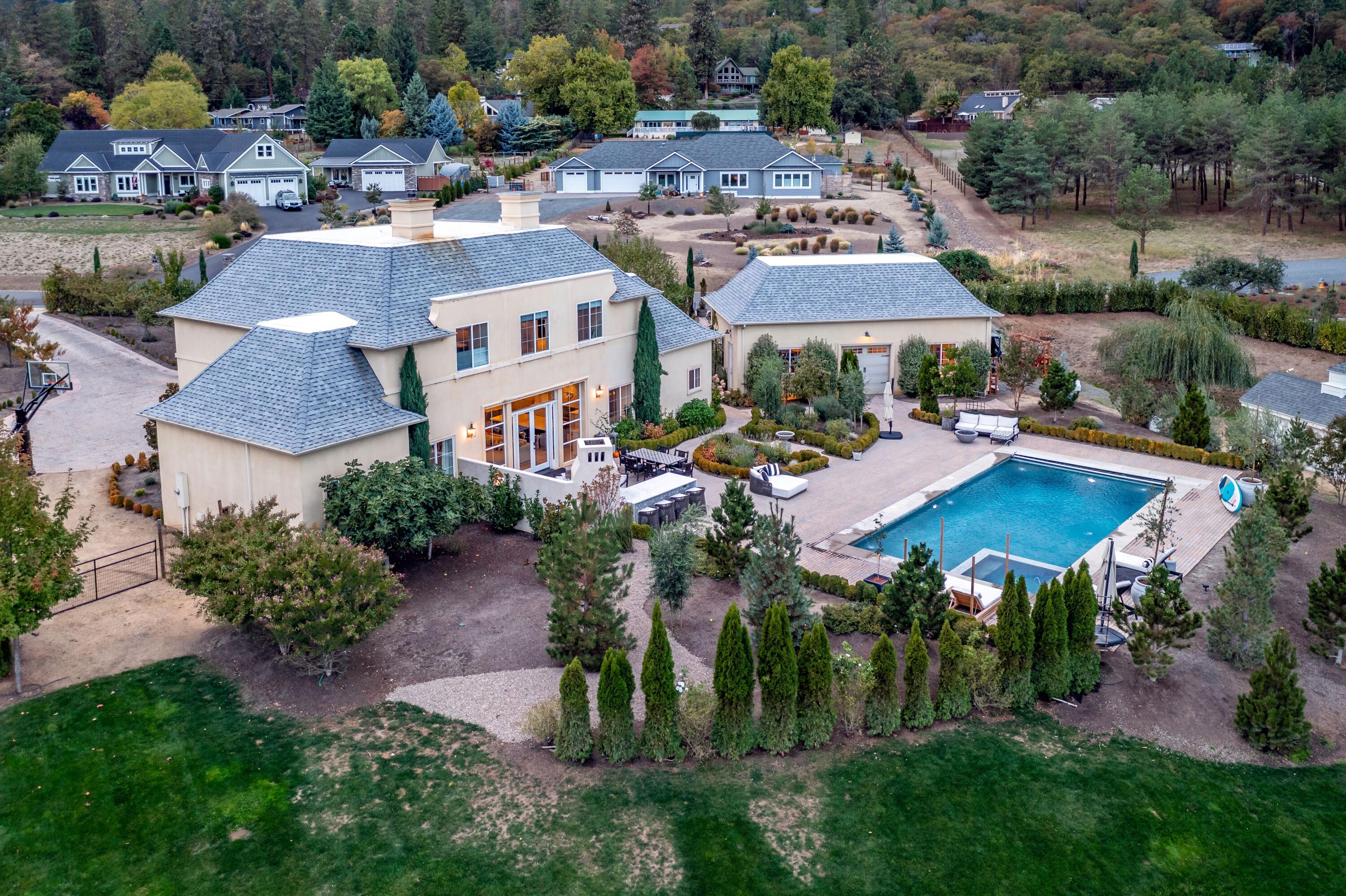 Pair ADice Hills - Residential