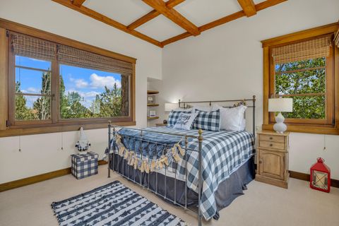 Tiny photo for 65885 Pronghorn Estates Drive, Bend, OR 97701 (MLS # 220214298)