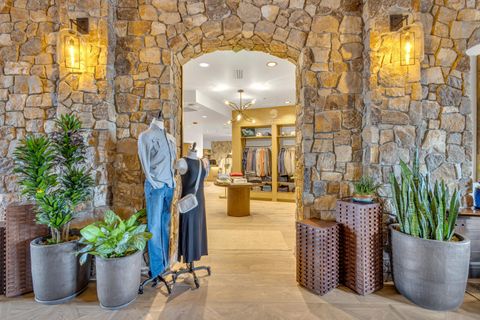 Tiny photo for 65885 Pronghorn Estates Drive, Bend, OR 97701 (MLS # 220214298)