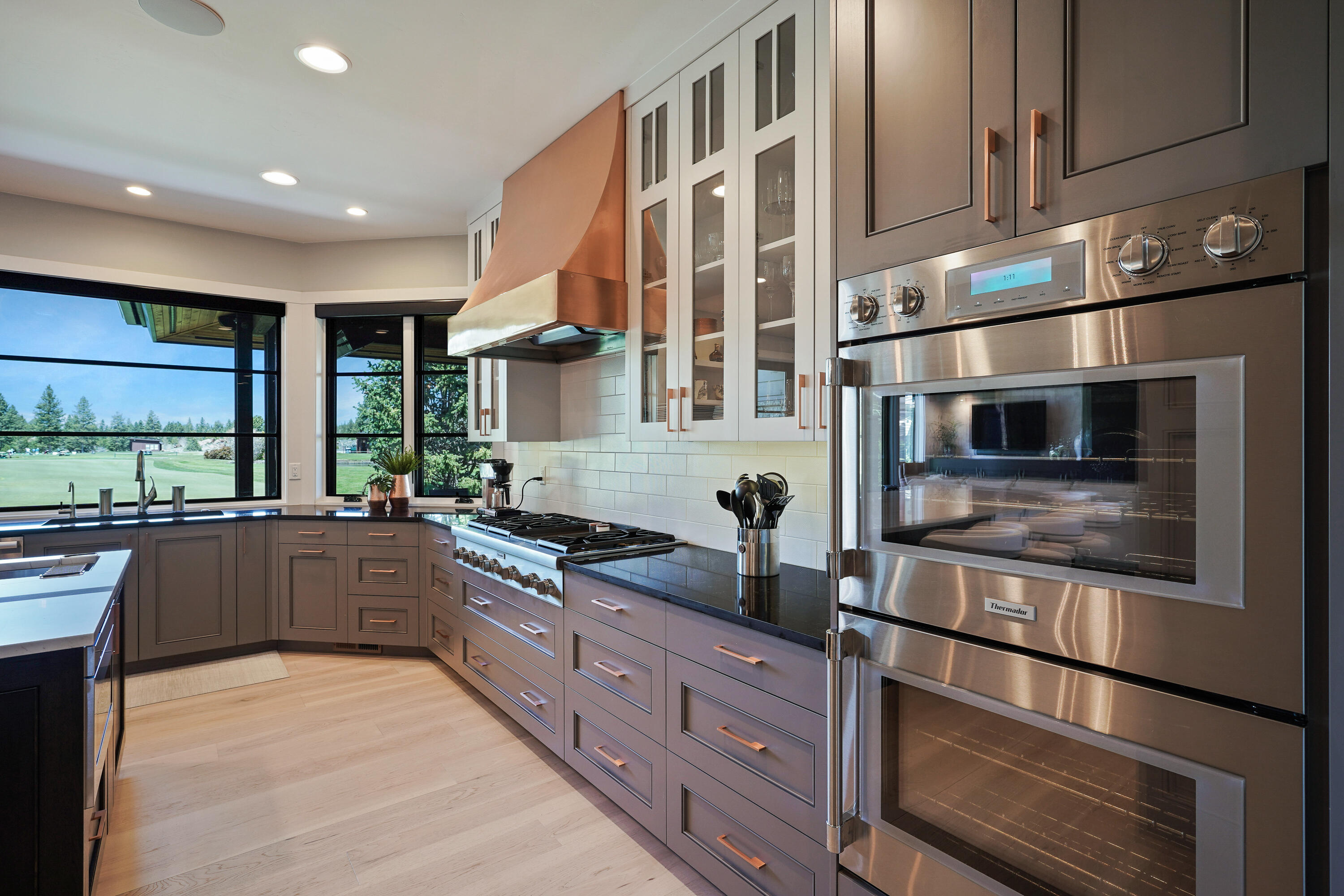 Broken Top - Residential