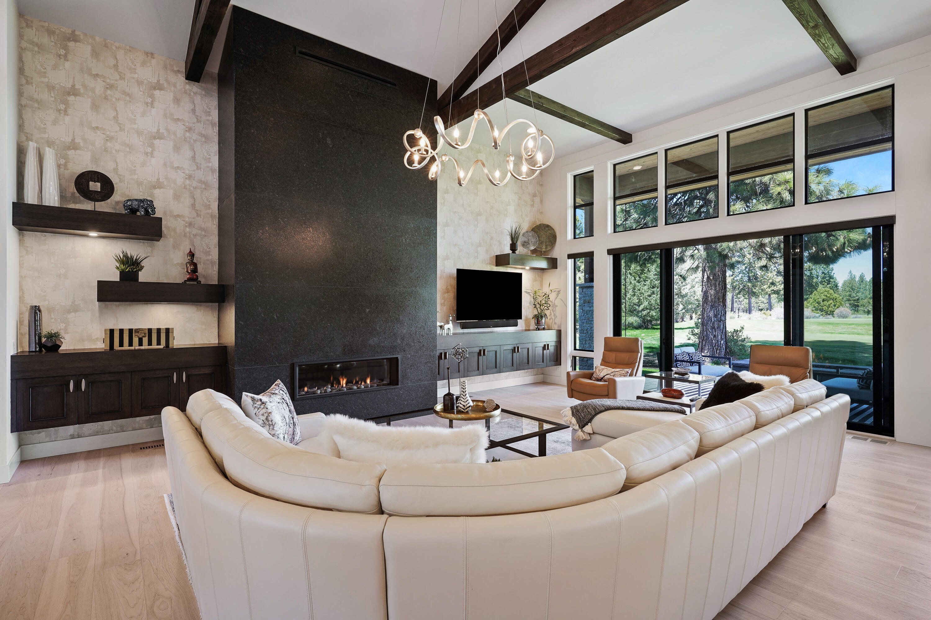 Broken Top - Residential