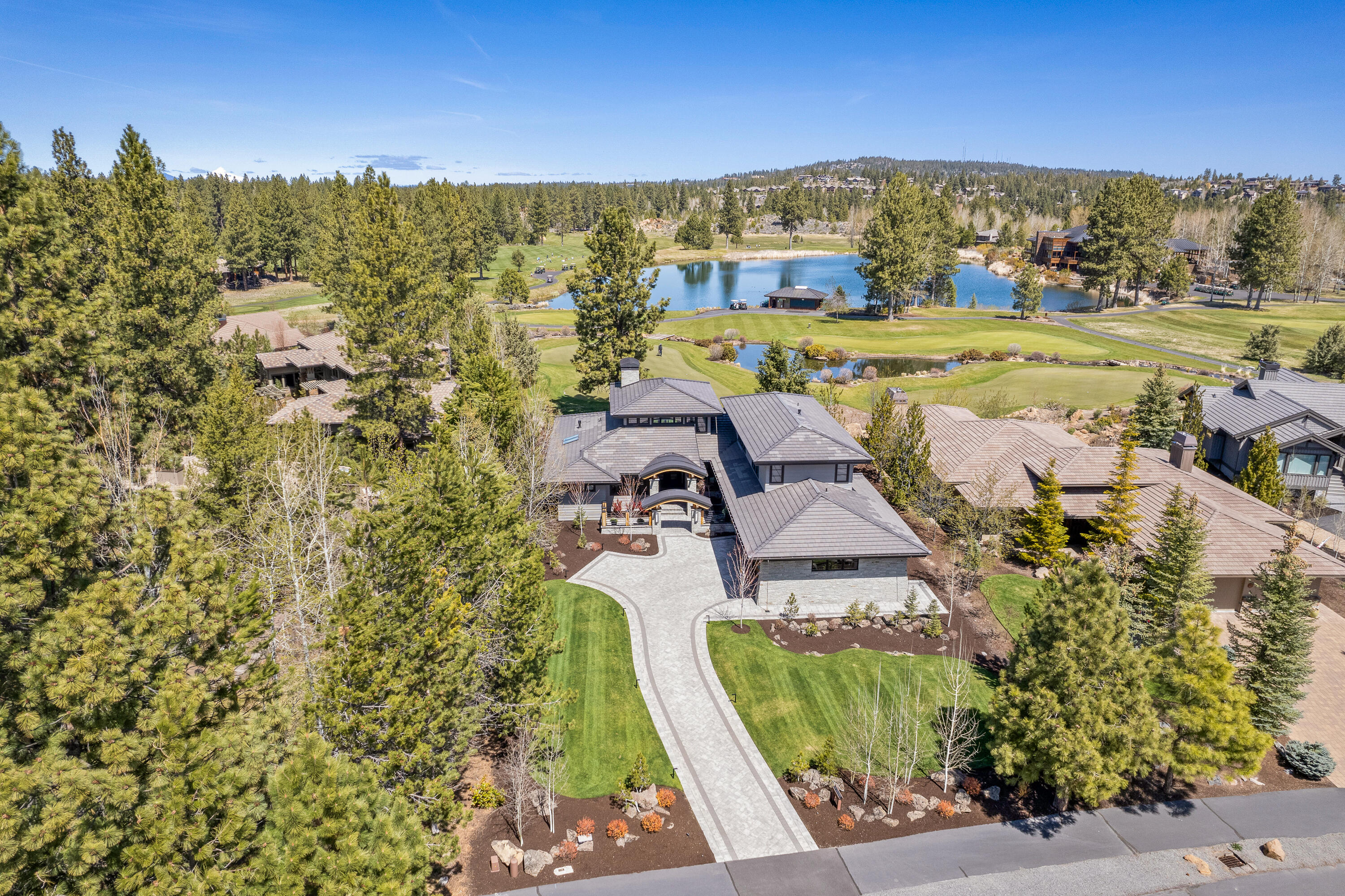 Broken Top - Residential