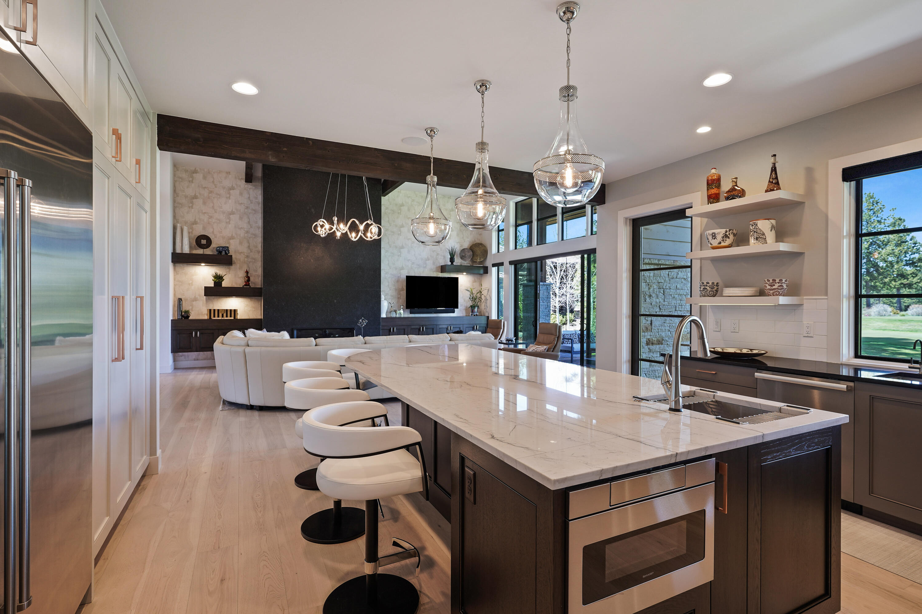 Broken Top - Residential