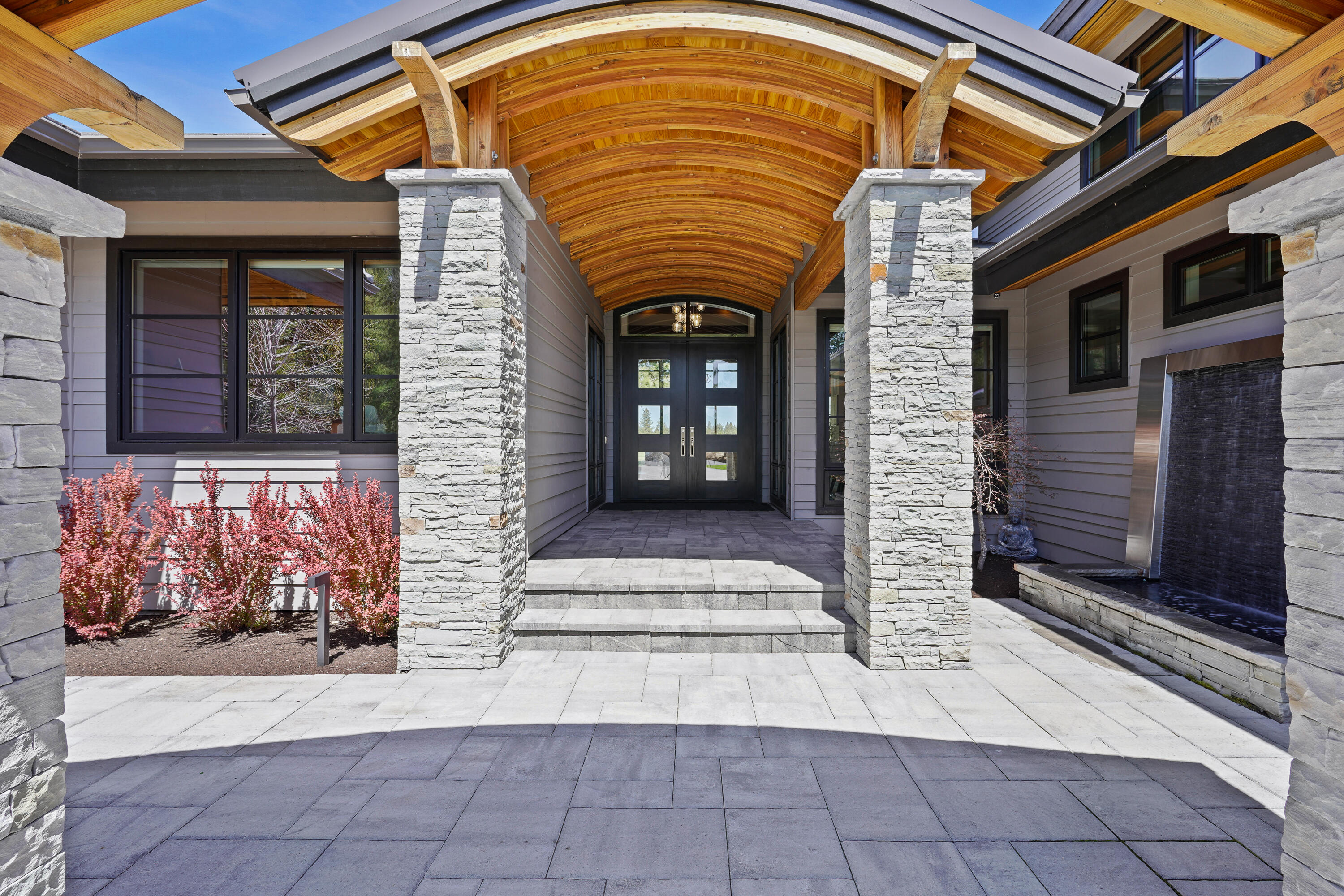 Broken Top - Residential