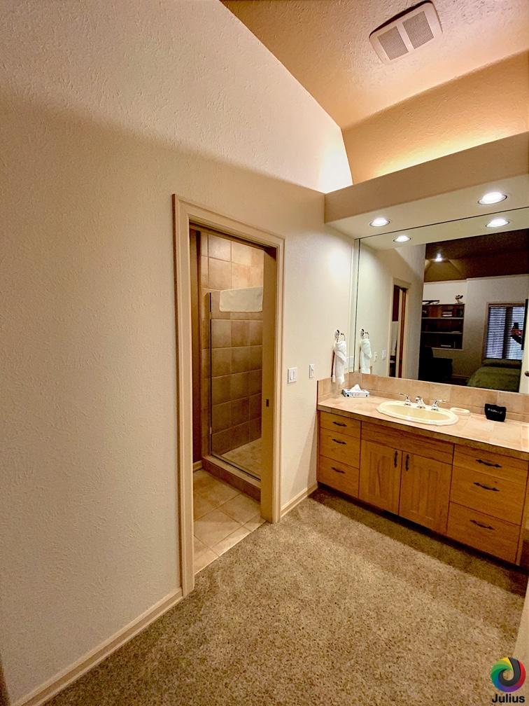 StoneTH - Residential