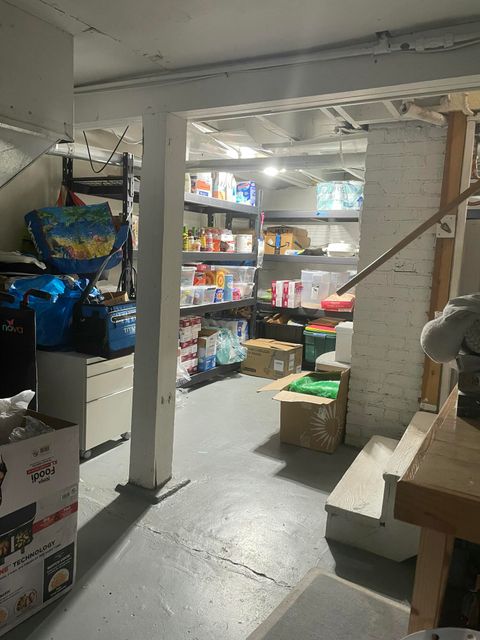 Tiny photo for 905 Prospect Street, Klamath Falls, OR 97601 (MLS # 220212193)