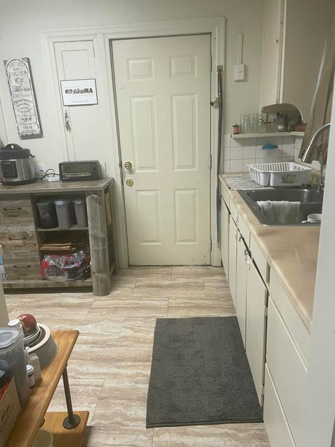 Tiny photo for 905 Prospect Street, Klamath Falls, OR 97601 (MLS # 220212193)