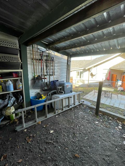 Tiny photo for 905 Prospect Street, Klamath Falls, OR 97601 (MLS # 220212193)