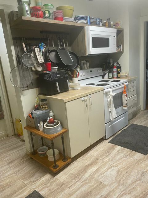 Tiny photo for 905 Prospect Street, Klamath Falls, OR 97601 (MLS # 220212193)