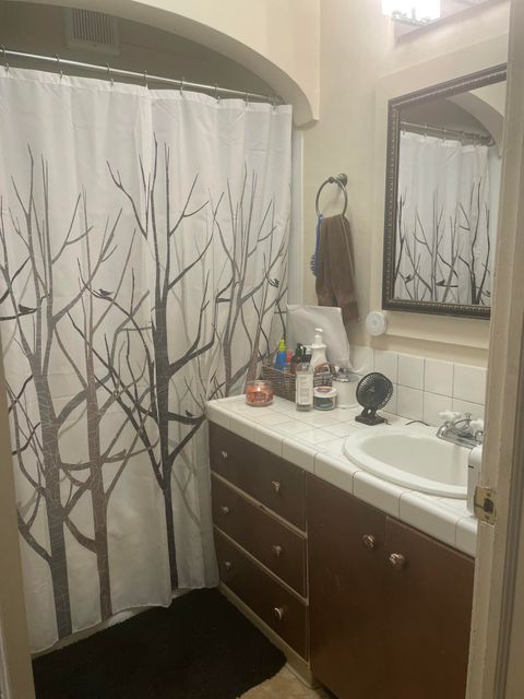 Tiny photo for 905 Prospect Street, Klamath Falls, OR 97601 (MLS # 220212193)