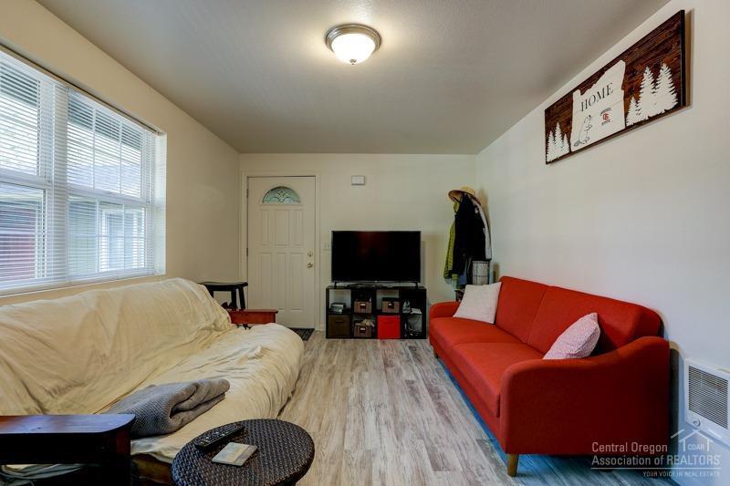 Knoll Heights - Residential Income