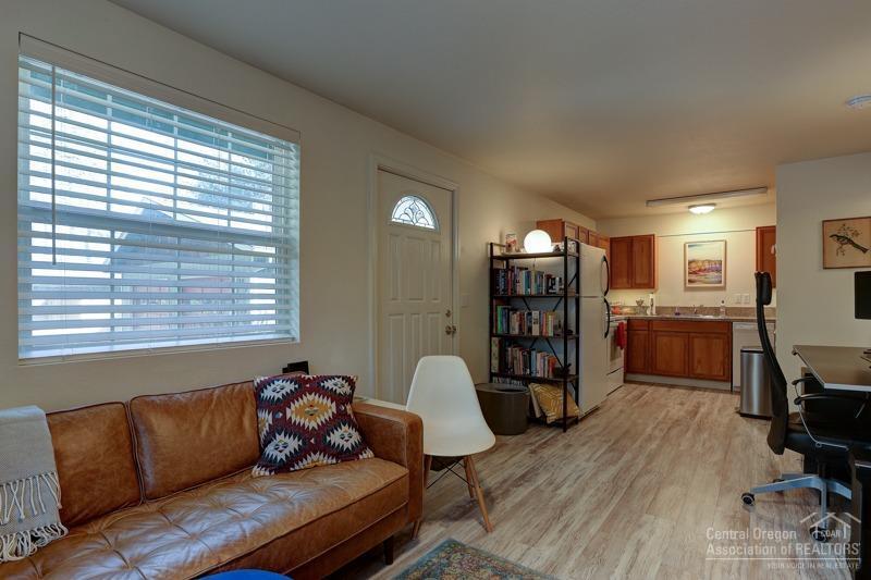 Knoll Heights - Residential Income