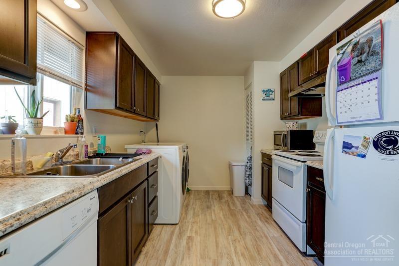 Knoll Heights - Residential Income