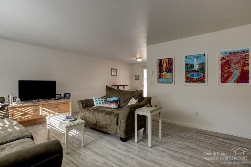 Knoll Heights - Residential Income