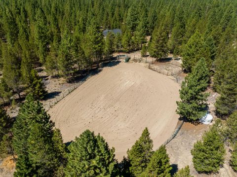 Tiny photo for 147522 Mabel Drive, La Pine, OR 97739 (MLS # 220207206)