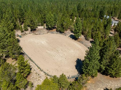 Tiny photo for 147522 Mabel Drive, La Pine, OR 97739 (MLS # 220207206)