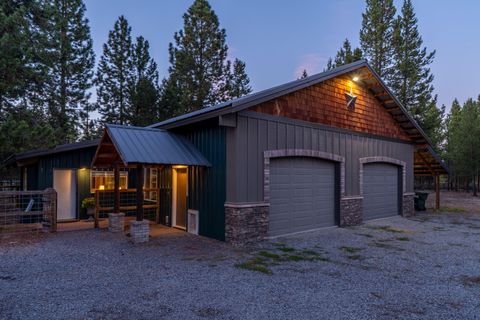 Tiny photo for 147522 Mabel Drive, La Pine, OR 97739 (MLS # 220207206)