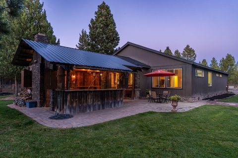 Tiny photo for 147522 Mabel Drive, La Pine, OR 97739 (MLS # 220207206)