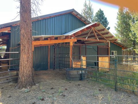 Tiny photo for 147522 Mabel Drive, La Pine, OR 97739 (MLS # 220207206)