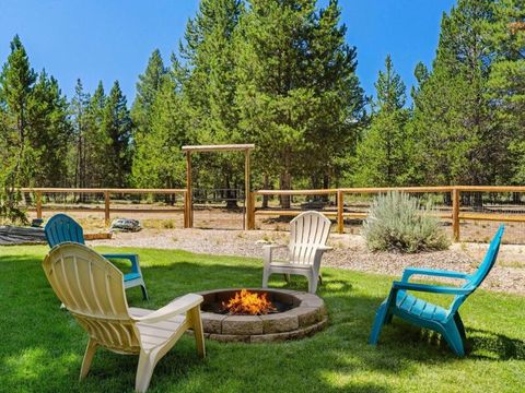 Tiny photo for 147522 Mabel Drive, La Pine, OR 97739 (MLS # 220207206)