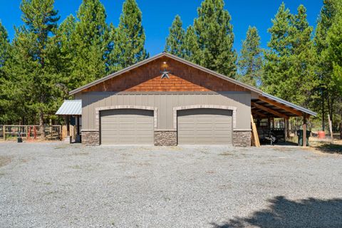 Tiny photo for 147522 Mabel Drive, La Pine, OR 97739 (MLS # 220207206)