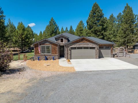 Tiny photo for 147522 Mabel Drive, La Pine, OR 97739 (MLS # 220207206)