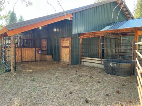 Tiny photo for 147522 Mabel Drive, La Pine, OR 97739 (MLS # 220207206)