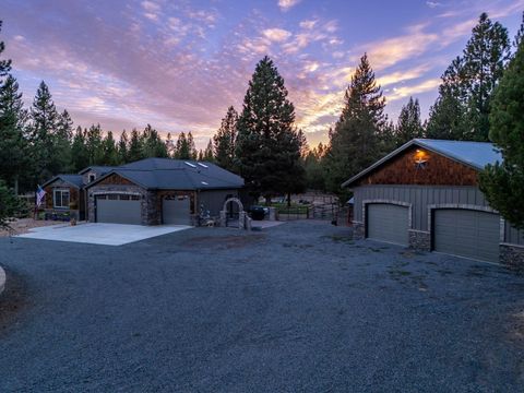 Tiny photo for 147522 Mabel Drive, La Pine, OR 97739 (MLS # 220207206)