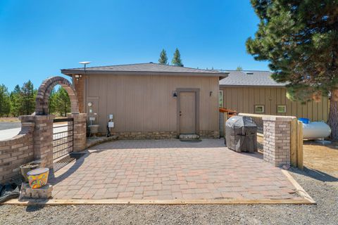 Tiny photo for 147522 Mabel Drive, La Pine, OR 97739 (MLS # 220207206)