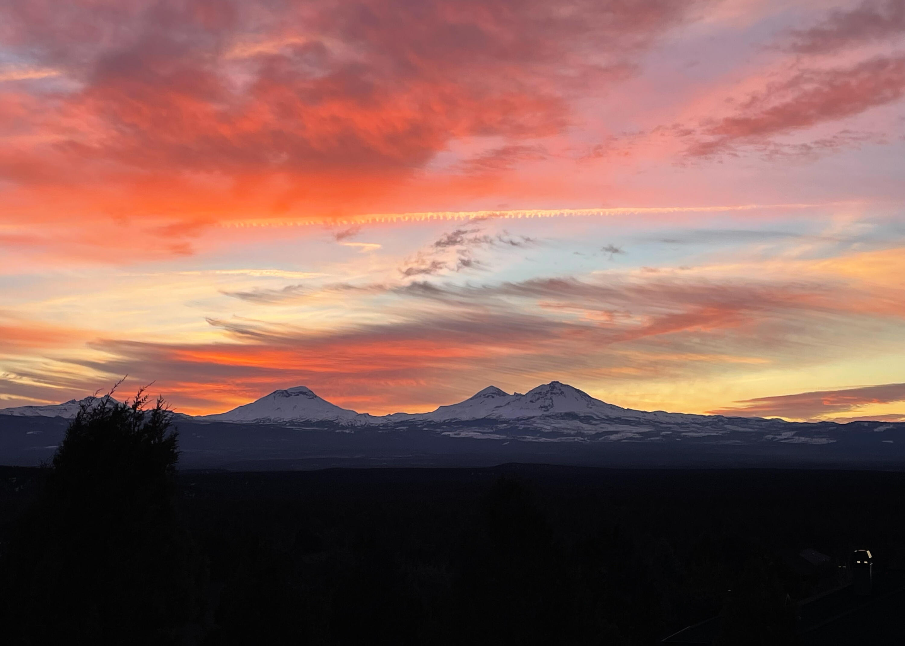 983 Highland View Loop