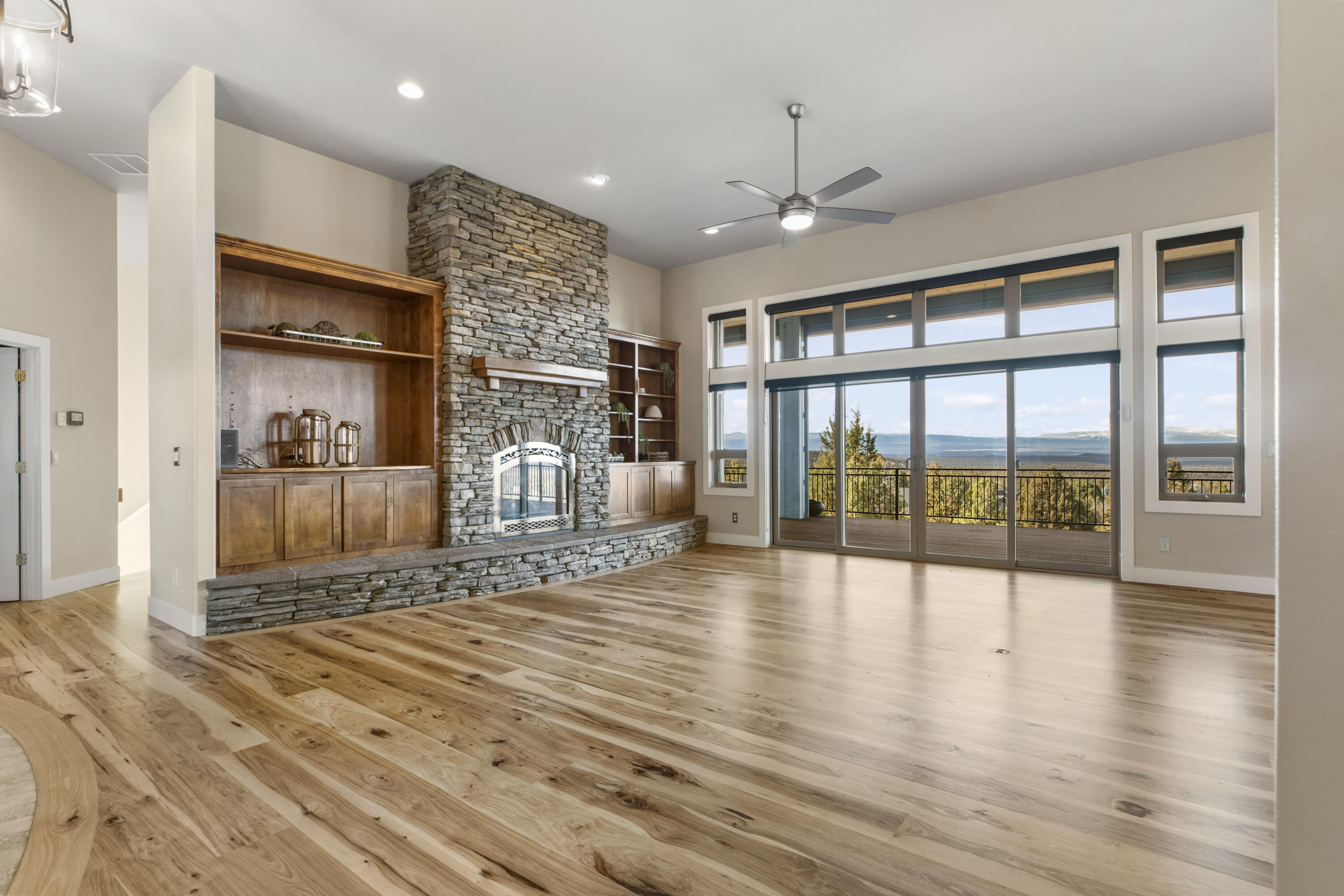 Eagle Crest - Residential