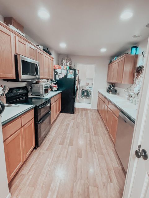 Tiny photo for 7994 E Evans Creek Road, Rogue River, OR 97537 (MLS # 220212965)