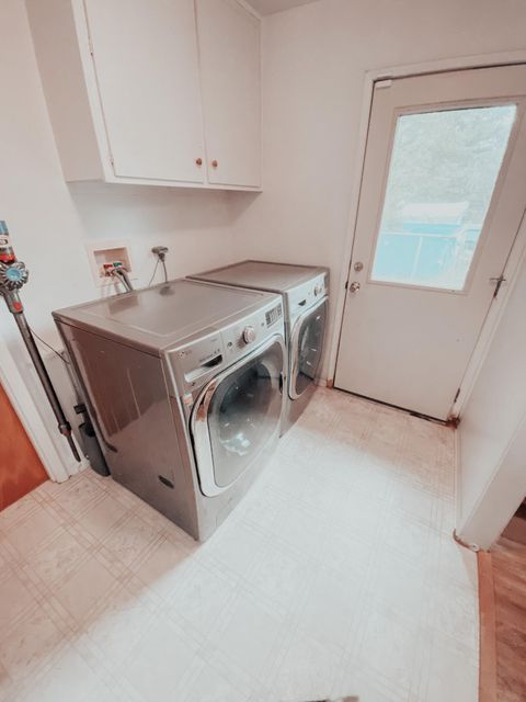 Tiny photo for 7994 E Evans Creek Road, Rogue River, OR 97537 (MLS # 220212965)