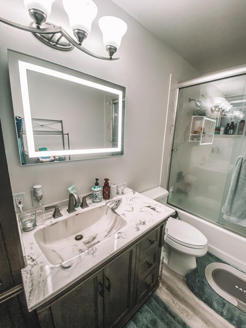 Tiny photo for 7994 E Evans Creek Road, Rogue River, OR 97537 (MLS # 220212965)