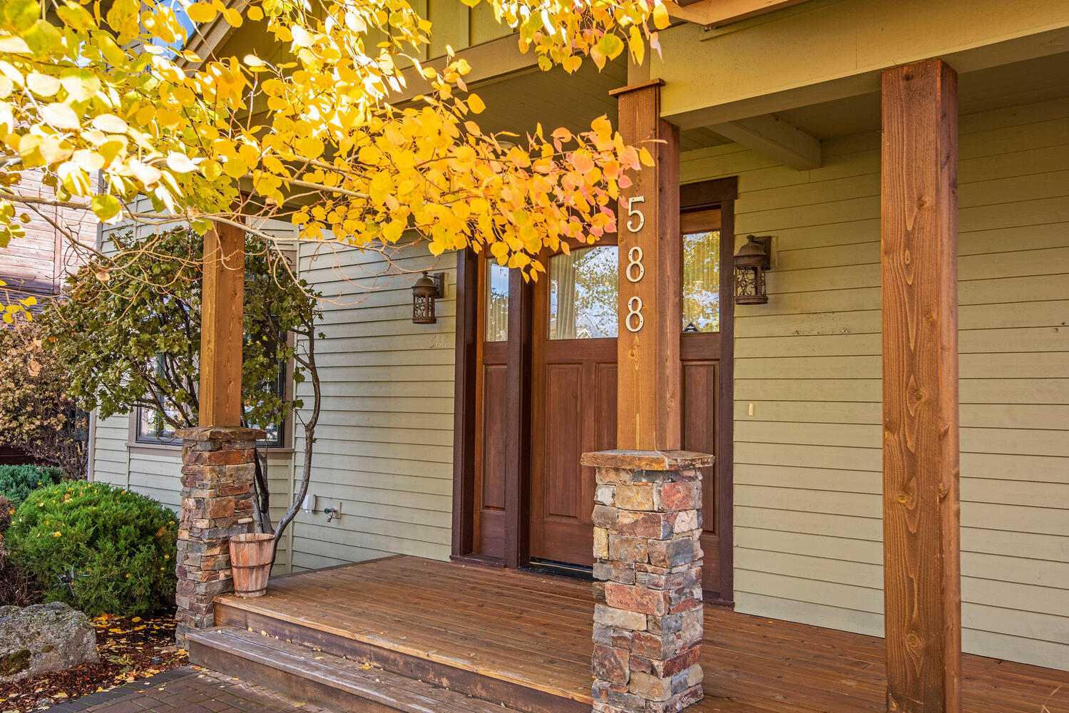 Pine Meadow Vill - Residential