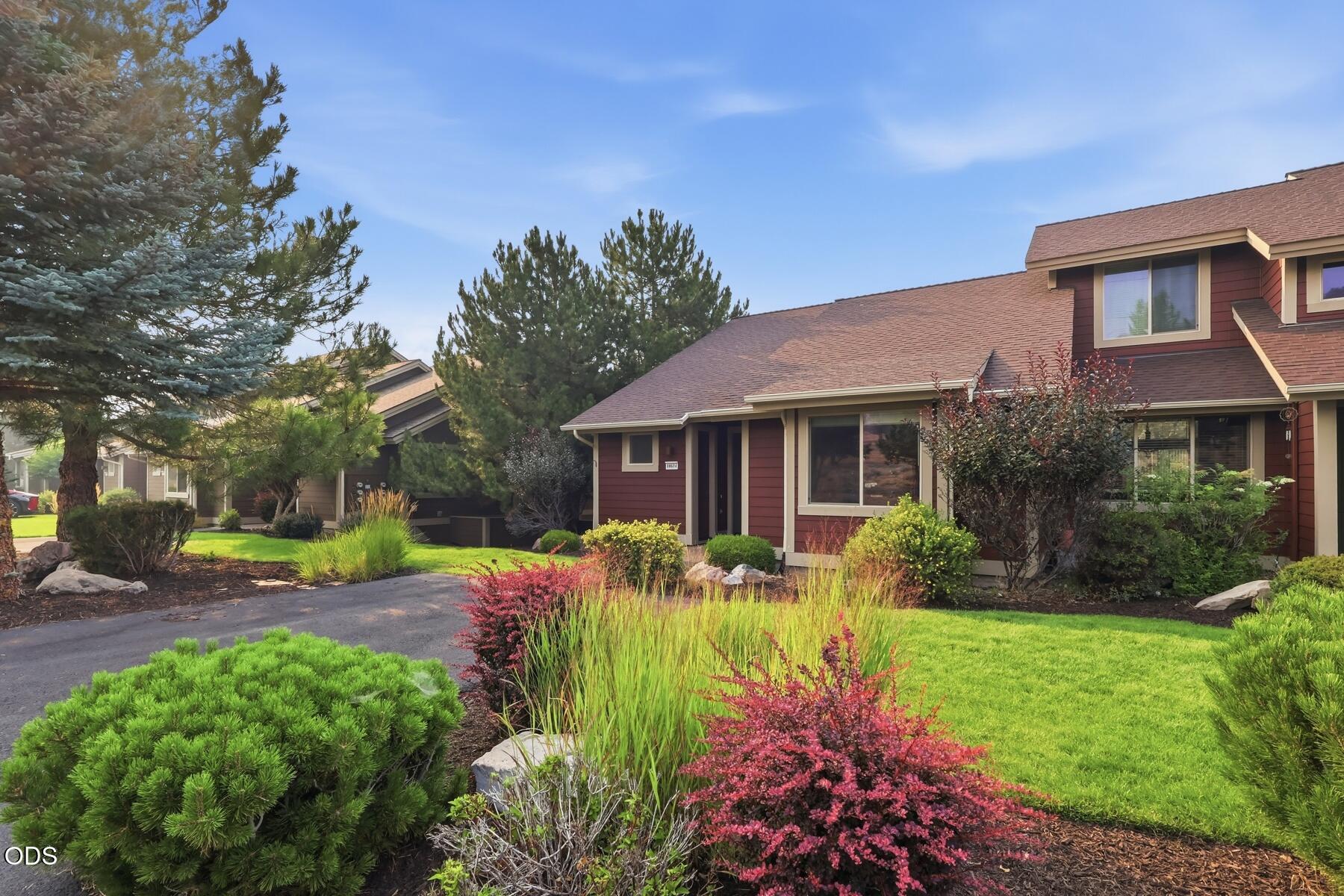10614 Village Loop