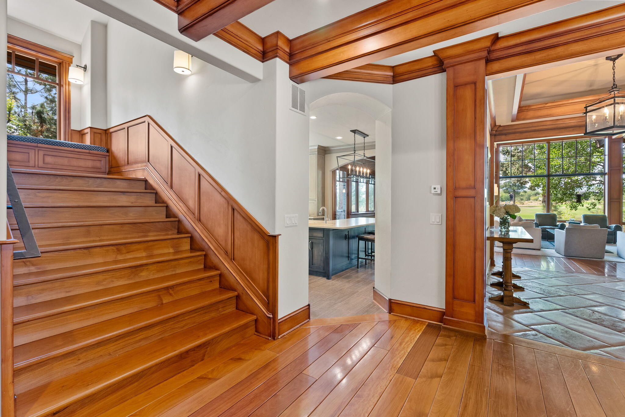 Broken Top - Residential