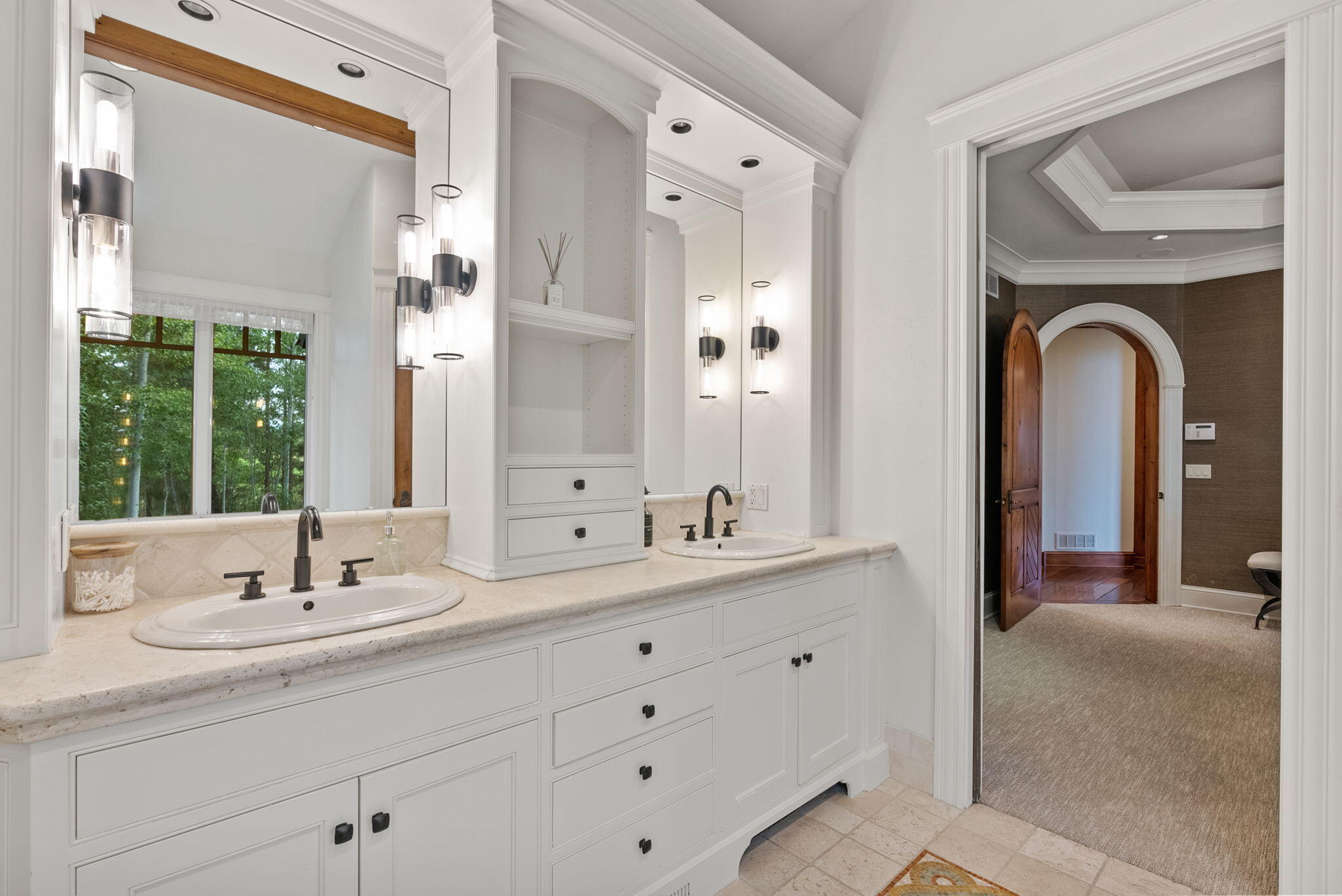 Broken Top - Residential