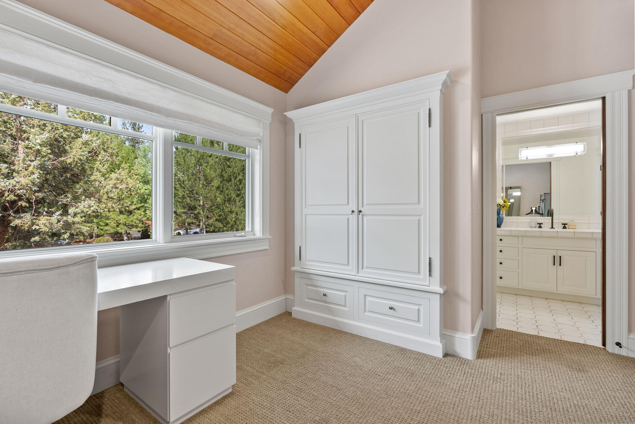 Broken Top - Residential