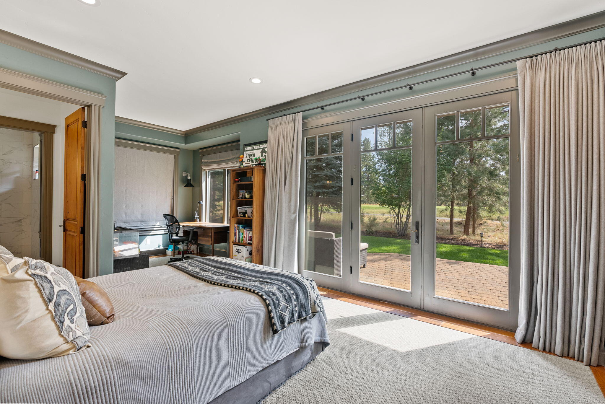 Broken Top - Residential